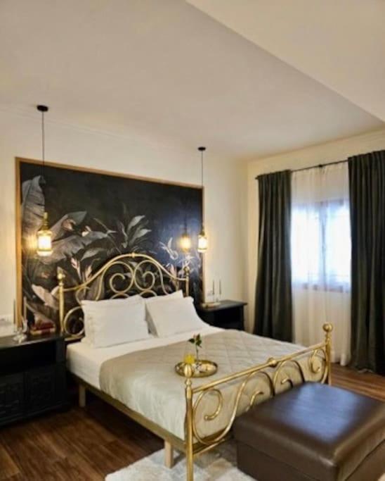 Novi'S Luxury Apartment 2 Gjirokastër Esterno foto