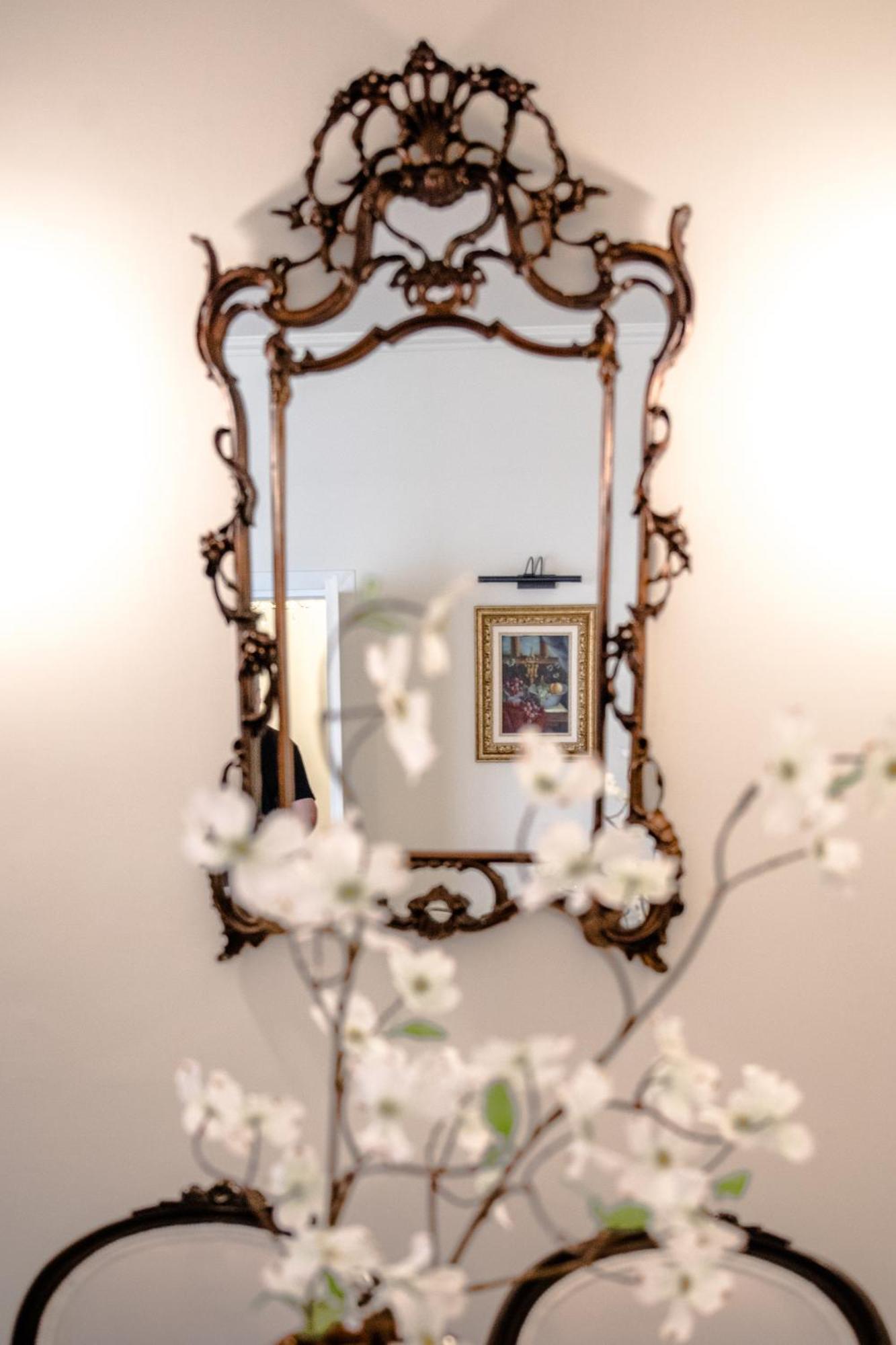 Novi'S Luxury Apartment 2 Gjirokastër Esterno foto