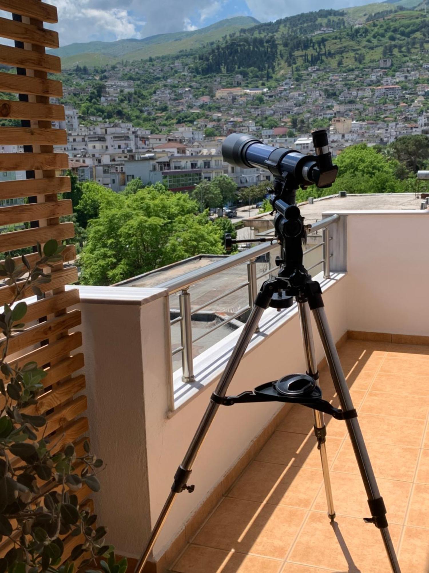 Novi'S Luxury Apartment 2 Gjirokastër Esterno foto